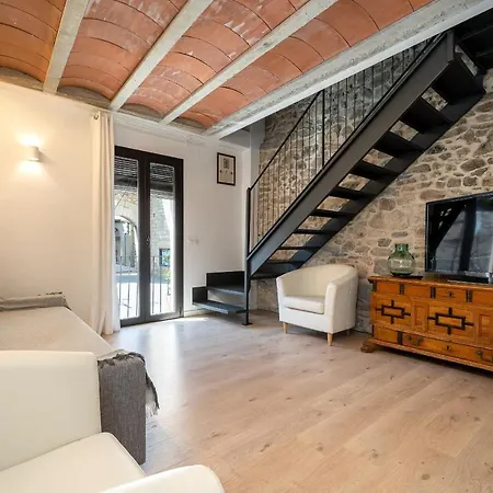 Hauzify I Apartment Montblanc