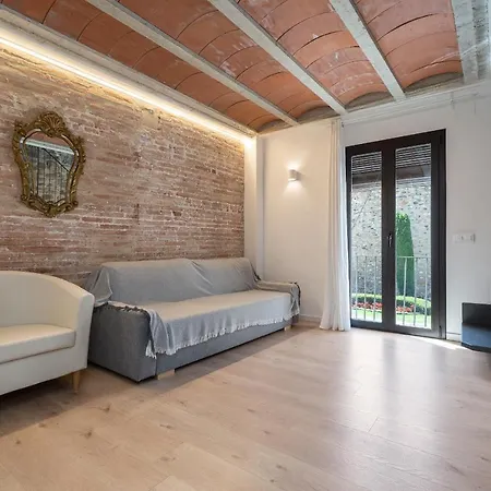 Apartment Hauzify I